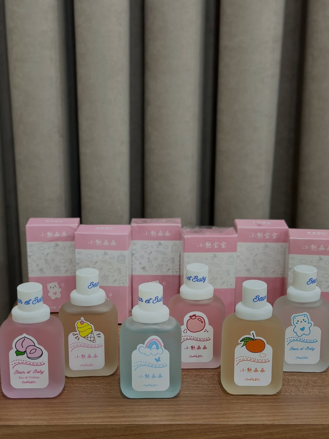 عطر نواحی حساس شیشه ای